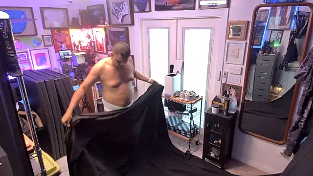 Snapshot of Briefs_bud chatting on 9, 3, 2025 Briefs bud online show from 9, 3, 2025