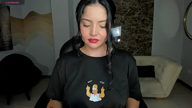 Snapshot of NinaMichelle chatting on 1, 7, 2026 NinaMichelle online show from 1, 7, 2026