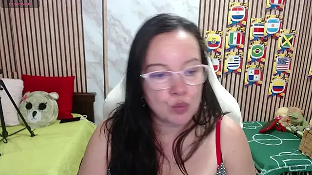 Sonialorens  online show from 14, 7, 2026