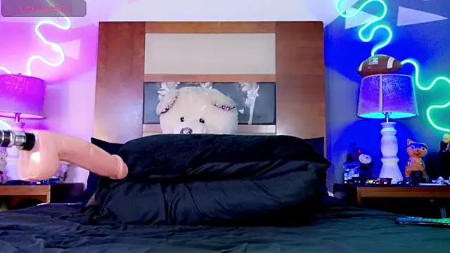 ashley 19xx online show from 21, 3, 2026