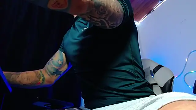 sebastian horny online show from 15, 11, 2025