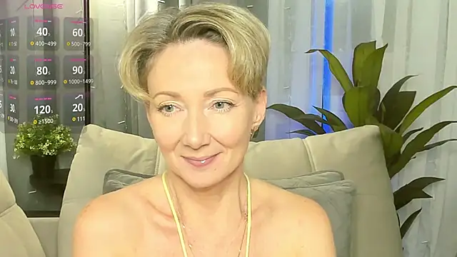 AkexandraFix online show from 27, 10, 2025