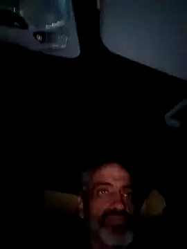 Snapshot of Gumatos chatting on 11, 4, 2026 Gumatos online show from 11, 4, 2026