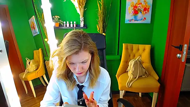 MaryHiggins online show from 26, 2, 2025