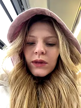 MaryHiggins online show from 9, 11, 2025