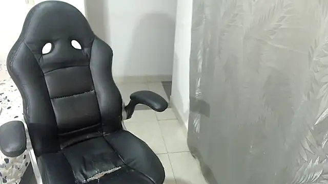 Ariana girlhots online show from 24, 1, 2025