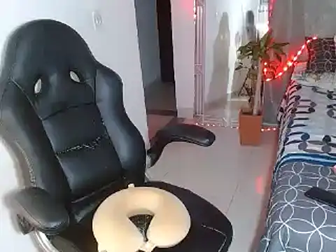 Ariana girlhots online show from 13, 3, 2025