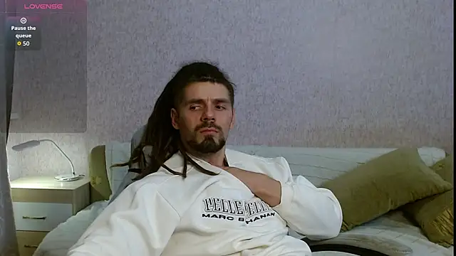 Aestheticguy101 online show from 15, 10, 2025