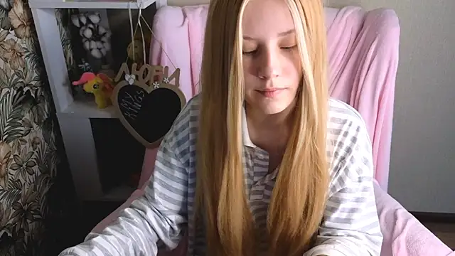 sarakaell online show from 11, 7, 2026