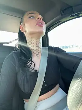 LexiCoco online show from 20, 3, 2025