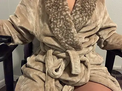 RylHoneyy online show from 16, 1, 2025