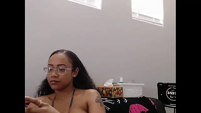 Snapshot of RylHoneyy chatting on 22, 2, 2026 RylHoneyy online show from 22, 2, 2026