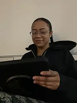 Snapshot of RylHoneyy chatting on 25, 2, 2026 RylHoneyy online show from 25, 2, 2026