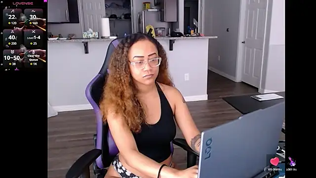 Snapshot of RylHoneyy chatting on 12, 7, 2026 RylHoneyy online show from 12, 7, 2026