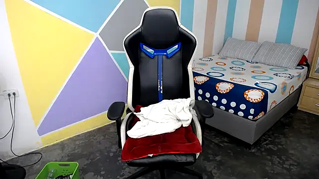 marysol83 online show from 5, 12, 2024