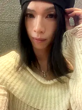 CrytinaSissyCrossdress online show from 4, 10, 2025