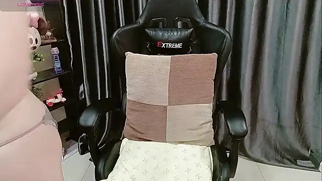 Yuki-yio online show from 7, 3, 2026