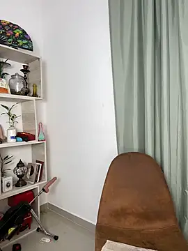 Snapshot of Emma_Wish chatting on 3, 2, 2025 Emma Wish online show from 3, 2, 2025