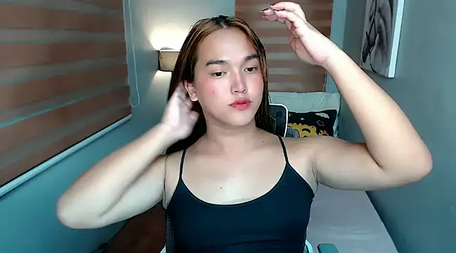 Snapshot of MoaningKylie chatting on 13, 12, 2024 MoaningKylie online show from 13, 12, 2024