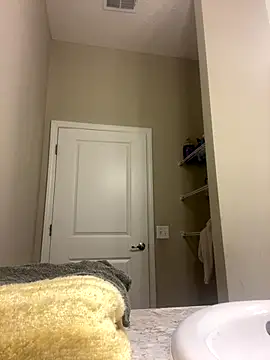 Snapshot of HoneyDripHer chatting on 14, 10, 2025 HoneyDripHer online show from 14, 10, 2025