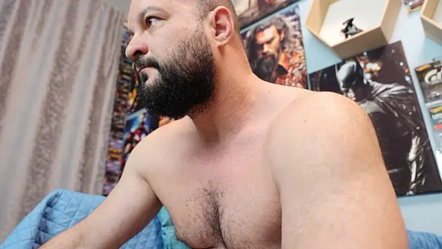 Muscle Bear online show from 25, 11, 2025