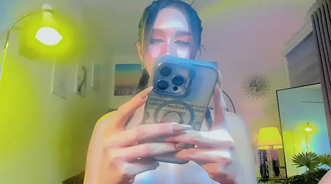 Snapshot of Addison__Lee chatting on 1, 12, 2024 Addison Lee online show from 1, 12, 2024