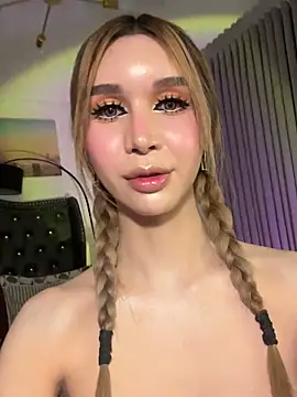 Snapshot of Addison__Lee chatting on 2, 3, 2025 Addison Lee online show from 2, 3, 2025