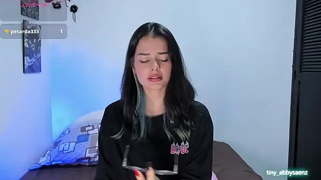 Abby Saenz01 online show from 10, 10, 2025