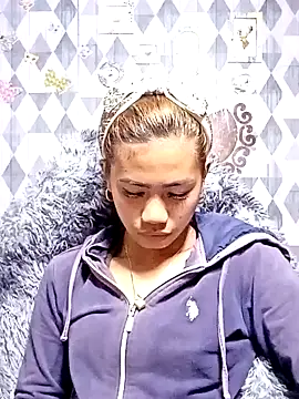 Cutie body11 online show from 14, 1, 2025