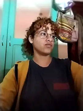 EmmaMelissa0521 online show from 26, 10, 2025