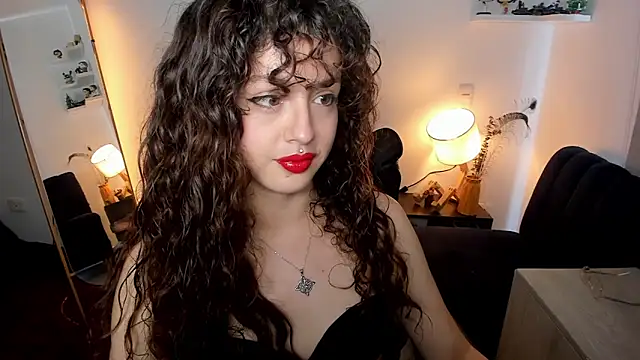 Cassandra Caiin online show from 22, 5, 2026