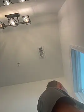 smokeymt420 online show from 2, 10, 2025