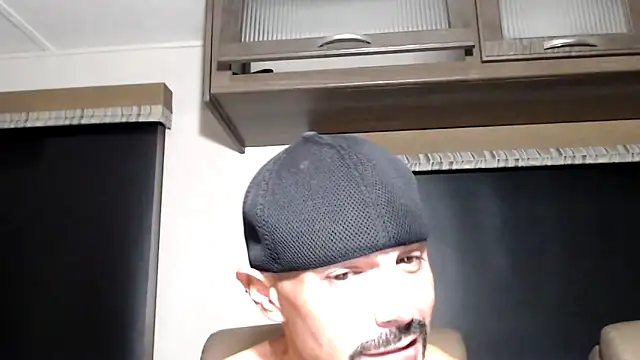 Snapshot of ThickD2C chatting on 16, 2, 2026 ThickD2C online show from 16, 2, 2026