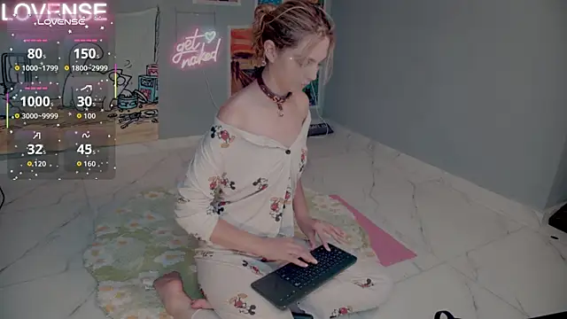 Careful i bite online show from 10, 9, 2025