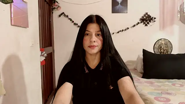 Estefani 32 online show from 21, 12, 2025