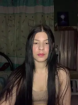 Estefani 32 online show from 10, 5, 2026