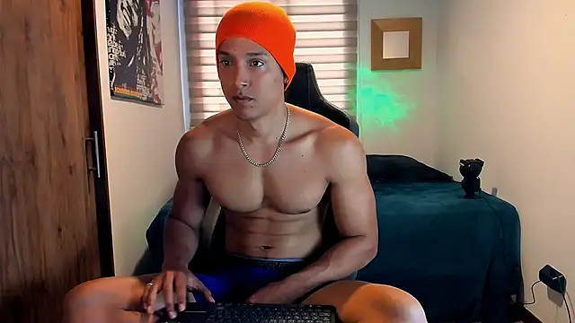 Snapshot of Liam_V chatting on 25, 1, 2025 Liam V online show from 25, 1, 2025