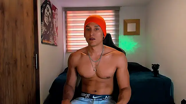 Snapshot of Liam_V chatting on 30, 1, 2025 Liam V online show from 30, 1, 2025