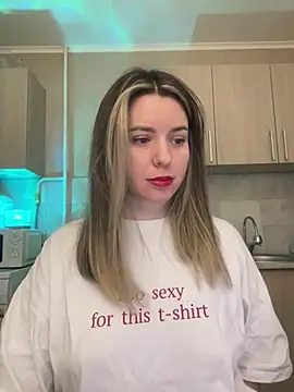 Snapshot of NastyushaaLove chatting on 4, 2, 2025 NastyushaaLove online show from 4, 2, 2025