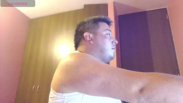 Snapshot of antonycruz chatting on 25, 2, 2026 antonycruz online show from 25, 2, 2026