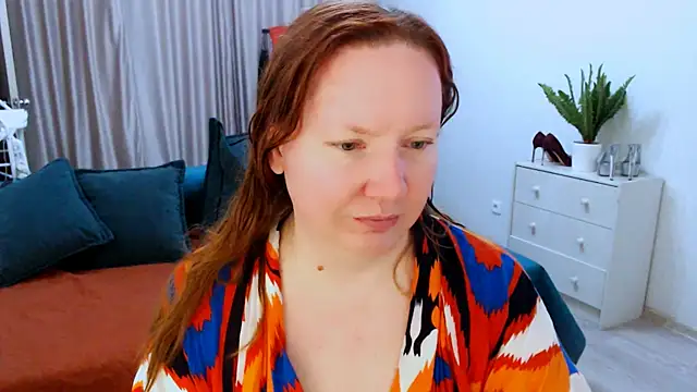 GoddessLara online show from 28, 9, 2025