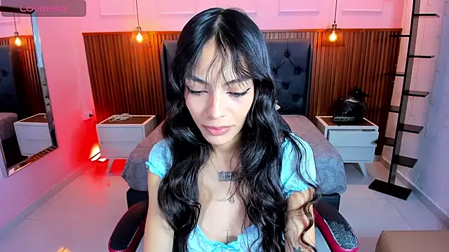 AMELIELEONE online show from 6, 1, 2026