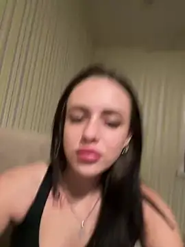 Snapshot of Lisaaan chatting on 20, 12, 2024 Lisaaan online show from 20, 12, 2024