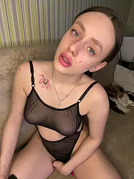 Snapshot of Lisaaan chatting on 16, 3, 2025 Lisaaan online show from 16, 3, 2025