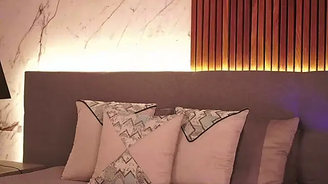 DulceLenns online show from 13, 2, 2025