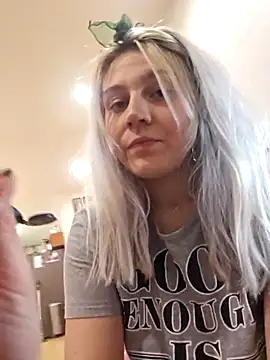 Snapshot of ScarletCallings420 chatting on 21, 12, 2024 ScarletCallings420 online show from 21, 12, 2024