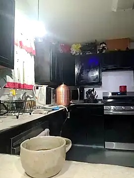 Snapshot of ScarletCallings420 chatting on 19, 1, 2025 ScarletCallings420 online show from 19, 1, 2025