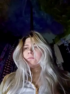 Snapshot of ScarletCallings420 chatting on 14, 2, 2025 ScarletCallings420 online show from 14, 2, 2025