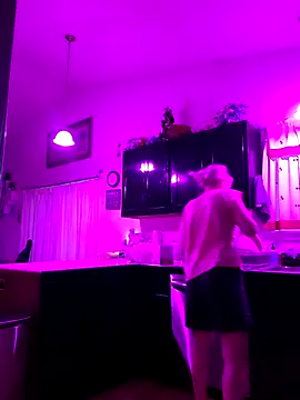 ScarletCallings420 online show from 9, 11, 2025