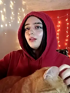 IvonneT online show from 3, 3, 2025